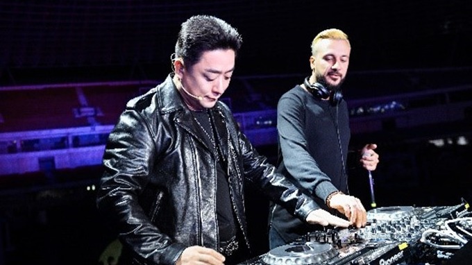 车企网红高管首次在线直播送关爱  百万健康好礼免费领！