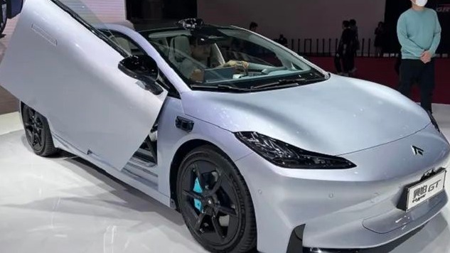 震惊、羡慕、焦虑 外媒如何看上海车展？