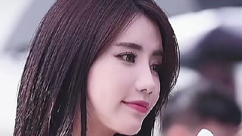  韩国颜值美女车模小姐姐 
