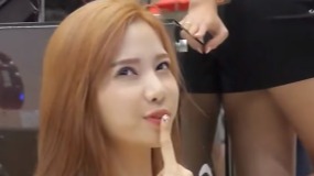 韩国车模韩敏英，车展大秀热舞，圈粉无数！