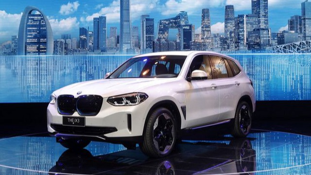 创新纯电动宝马iX3上市46.99万起售 续航力超奔驰EQC