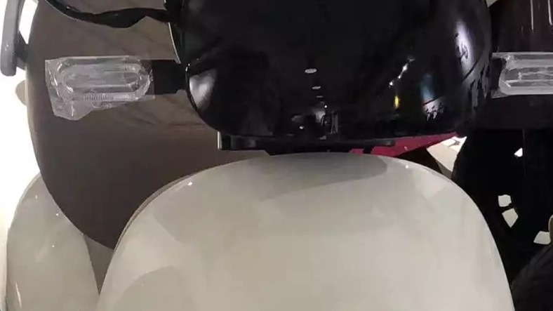 “不用不充电”与“一用就充电”，到底伤不伤电动车？真实分析