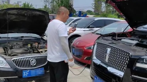 男子购百万林肯后维权遭起诉，4S店出尔反尔是为何？