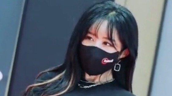 韩国颜值美女车模小姐姐