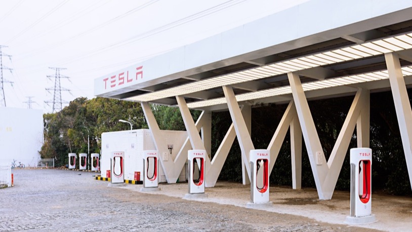 特斯拉亚洲首座V3超级充电桩在上海落成