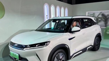 8月SUV中国品牌7车入榜，比亚迪份额超四成