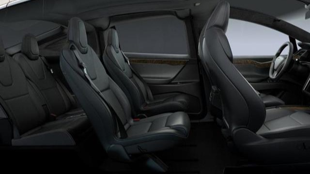 特斯拉或将为Model X配备新前排座椅