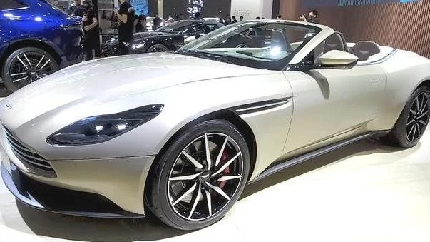 几十万的车买得起，几块钱停车费却不肯交，都是些什么心理