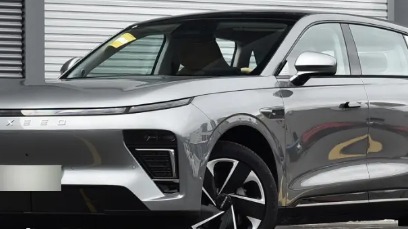 轴距3米，续航1518公里，“赔本卖”的星纪元ET怎么选