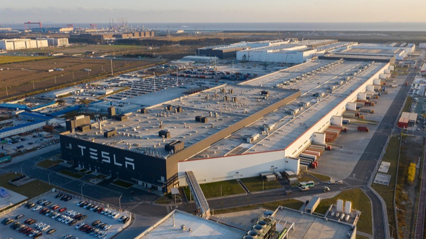 特斯拉上海工厂停产？原因引诸多猜测