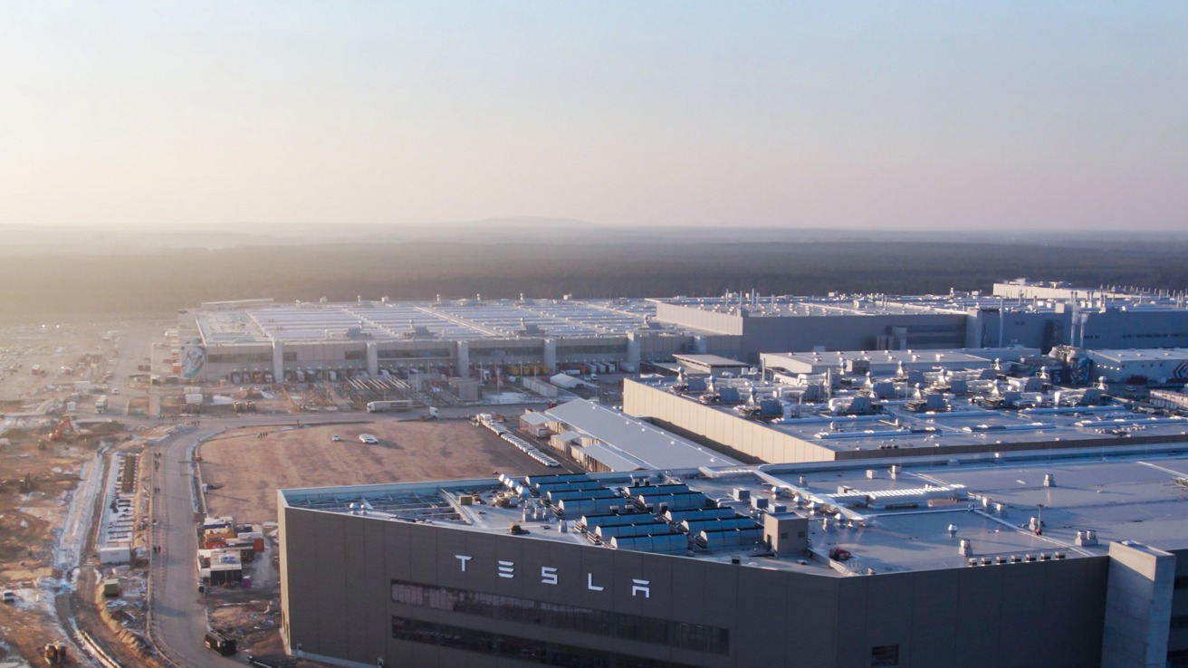 特斯拉“反对者”疑似纵火 导致特斯拉柏林工厂暂时停产