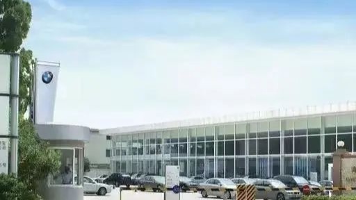 人去楼空、卷款跑路？曾风光无限的4S店为何被时代抛弃