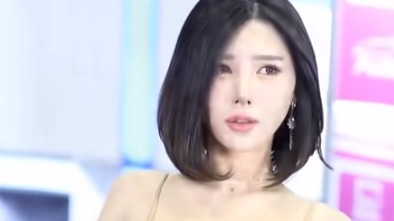 模特宋珠雅火辣身材