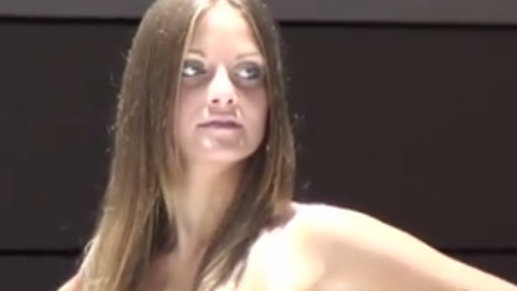 辣妹聚集地 巴黎车展美女车模大合集