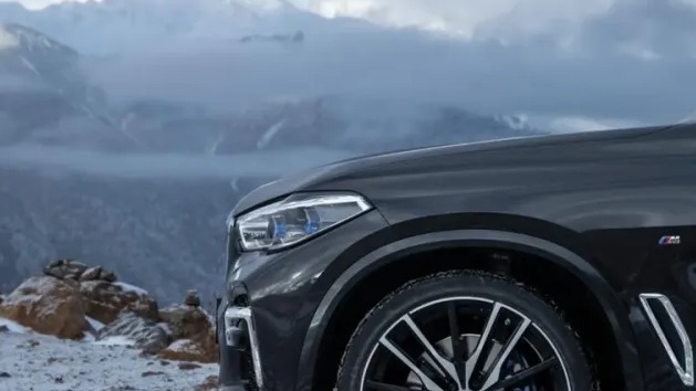 为杜绝车主“抠标”，北京奔驰的做法真绝