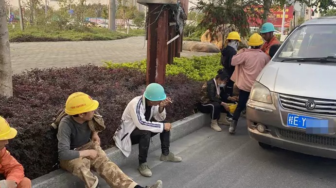 驾驶证记6分，罚款150元！全是“挤”出来的处罚！