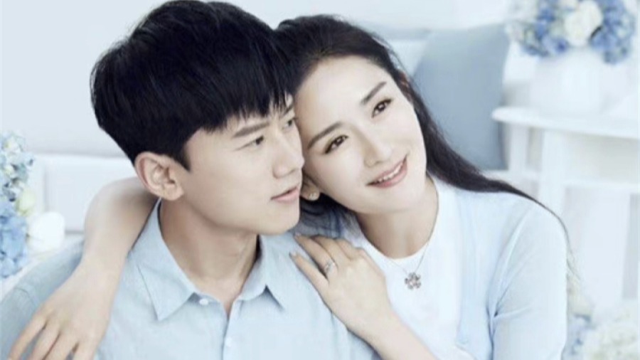 明星也抠门！张杰谢娜开豪车却被曝买房跳单