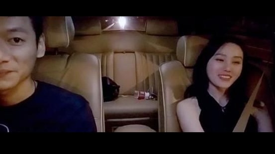 富二代主播开900万劳斯莱斯跑网约车 看到乘客原因秒懂