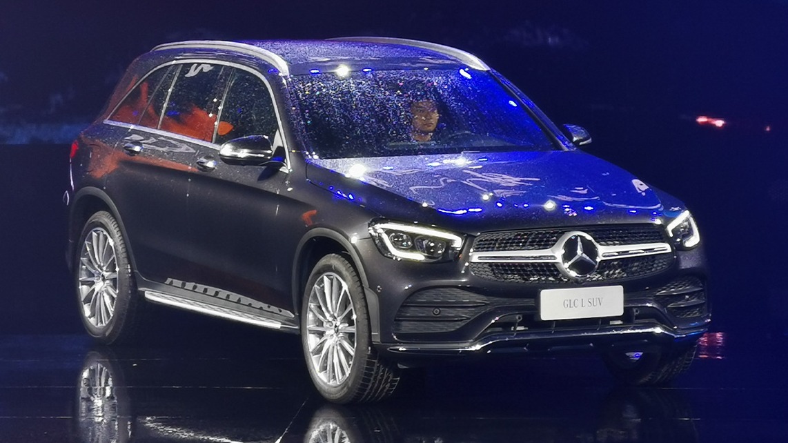 奔驰新款长轴距GLC售39.28万起 搭全新网联系统