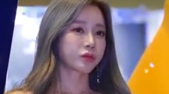 韩国美女车模韩智恩,长发细腰,五官精致,身材绝美,美艳动人