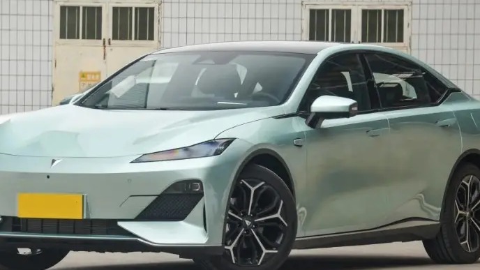 15万左右预算如何选？深蓝SL03值得一试，颜值高，动力也强