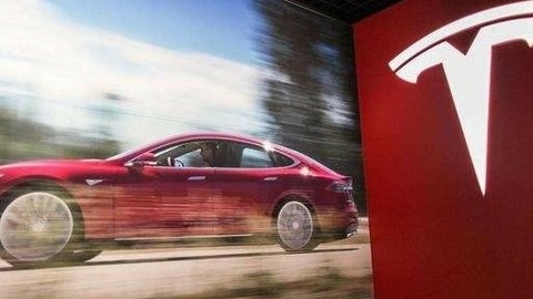 特斯拉认错背后：颠覆、傲慢与补丁