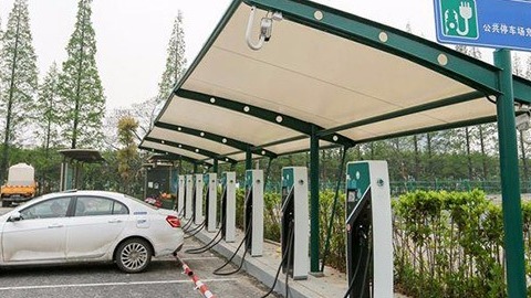 万亿元充电桩市场将迎爆发期 石油巨头争相布局