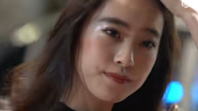 日本美女车模小姐姐