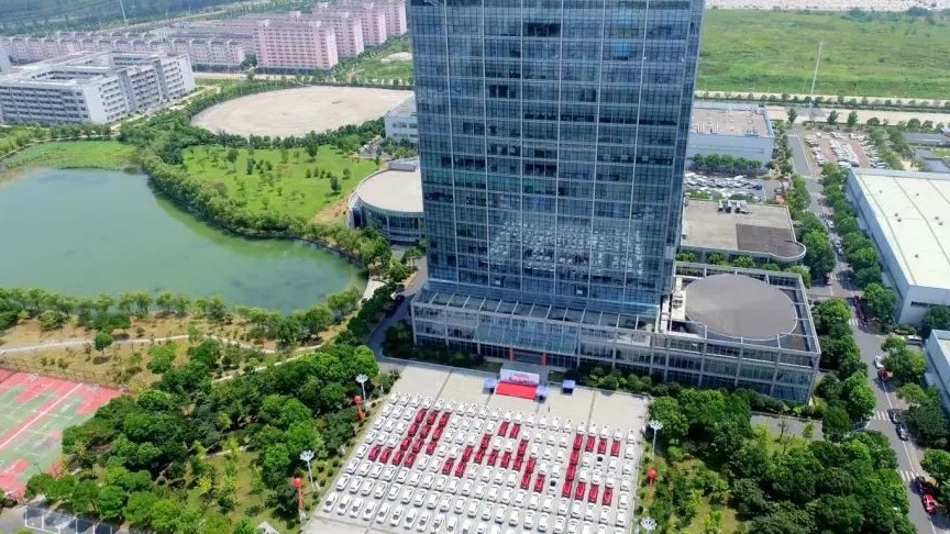 江淮抱“大腿”，合肥做“话事人”