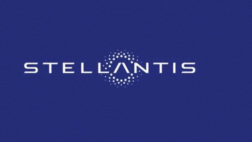 Stellantis芯片短缺危机加剧 影响或持续到2022年
