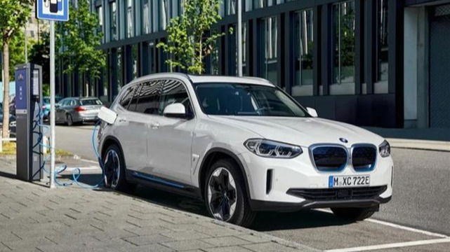 2020北京车展|看BBA三国杀 二线豪华品牌你追我赶