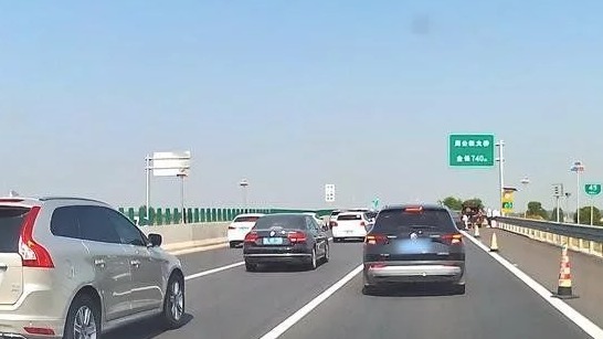 为何高速龟速占道的车越来越多，就真治不住了吗？我说这才是原因