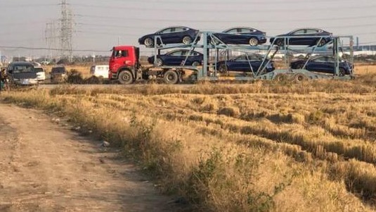 国产特斯拉Model 3运离上海工厂，首批交付可能提前