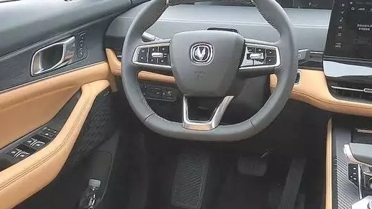 车上那些奇葩的设计，越来越夸张了，你还敢开这样的车吗？