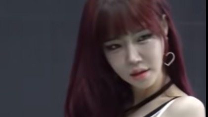 韩国车模小姐姐Min Han-na妖颜媚骨 