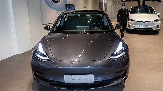 特斯拉股价回落 摩根士丹利和高盛下调特斯拉评级 