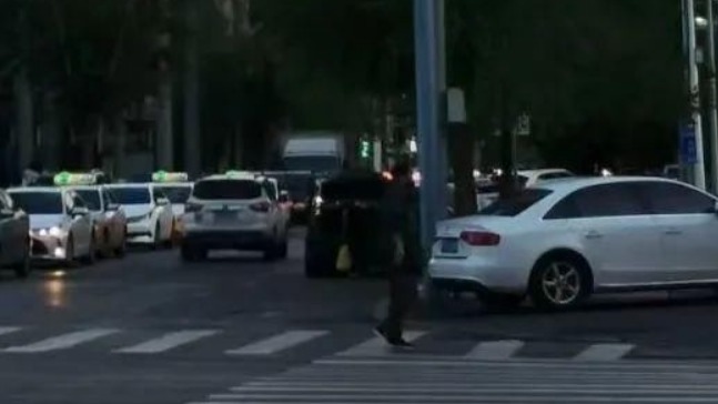 “猛加油”和“慢起步”，哪种起步方式更好？