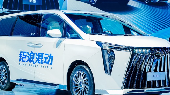 混合动力，中国汽车直道超车的机会？