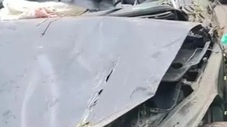 特斯拉坠崖致2死，行车数据消失 家属发声，厂家回应