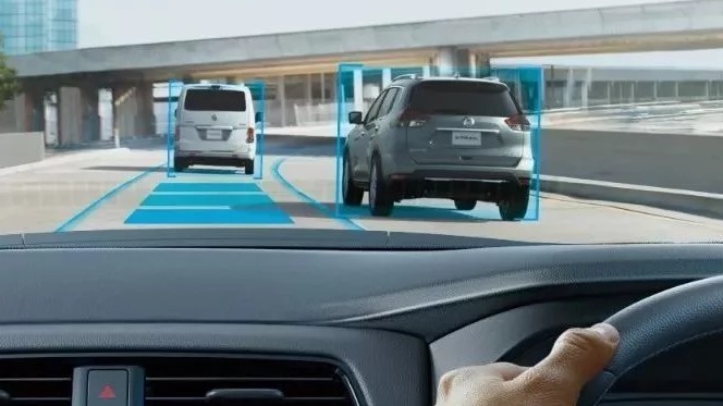 都来聊聊，越来越多的智能驾辅配置对老司机到底是不是智商税？