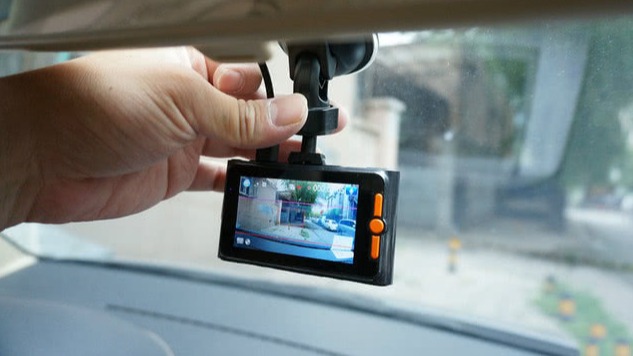 如何挑选行车记录仪？关于行车记录仪的二三事......