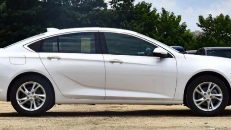 升级后更适应国内市场？论美系双雄—新款君威与蒙迪欧的自我修养