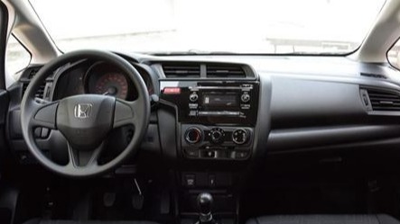 就这六款轿车 落地价5-10万 工薪阶层都爱它们！