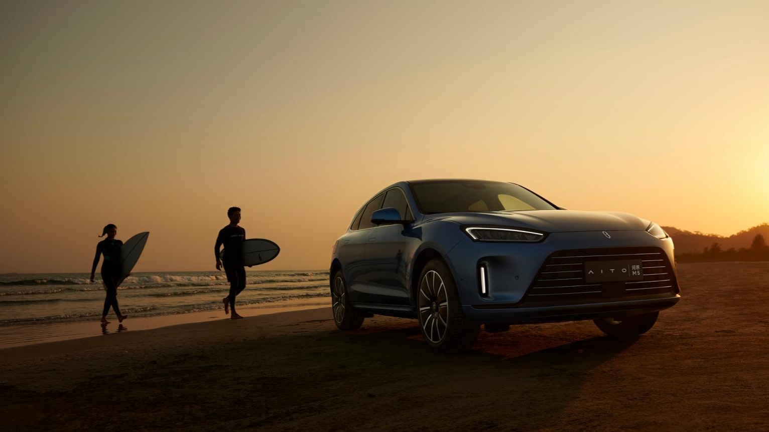 不装了！问界是华为的？