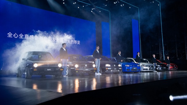 全车布满以太网、全触控操作 这辆信仰之车迈出关键一步