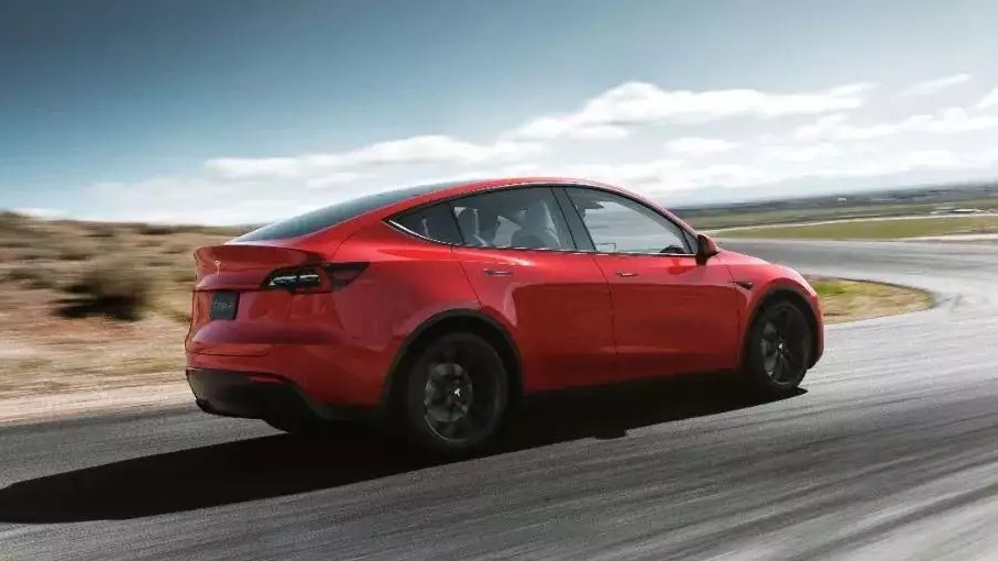 比亚迪牵手特斯拉，宁德时代气急败坏？