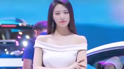 完美女神，小姐姐也太美了吧，车模界的极品