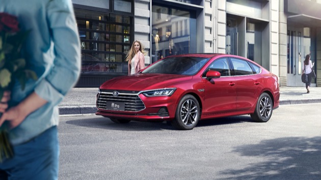 “一机在手，说走就走” 秦Pro超越版上市最低只要7.98万