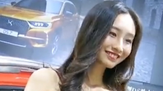 车展精品美女车模，青春唯美性感妩媚!
