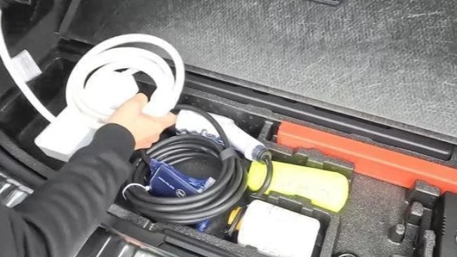 汽车减配最多不是防撞梁，这才是减配重灾区，不说你都发现不了